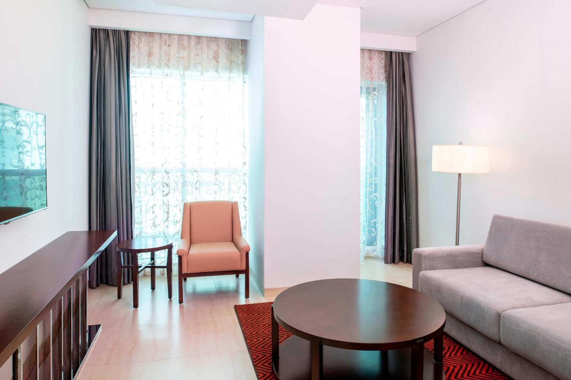 Four Points By Sheraton Charjah Extérieur photo