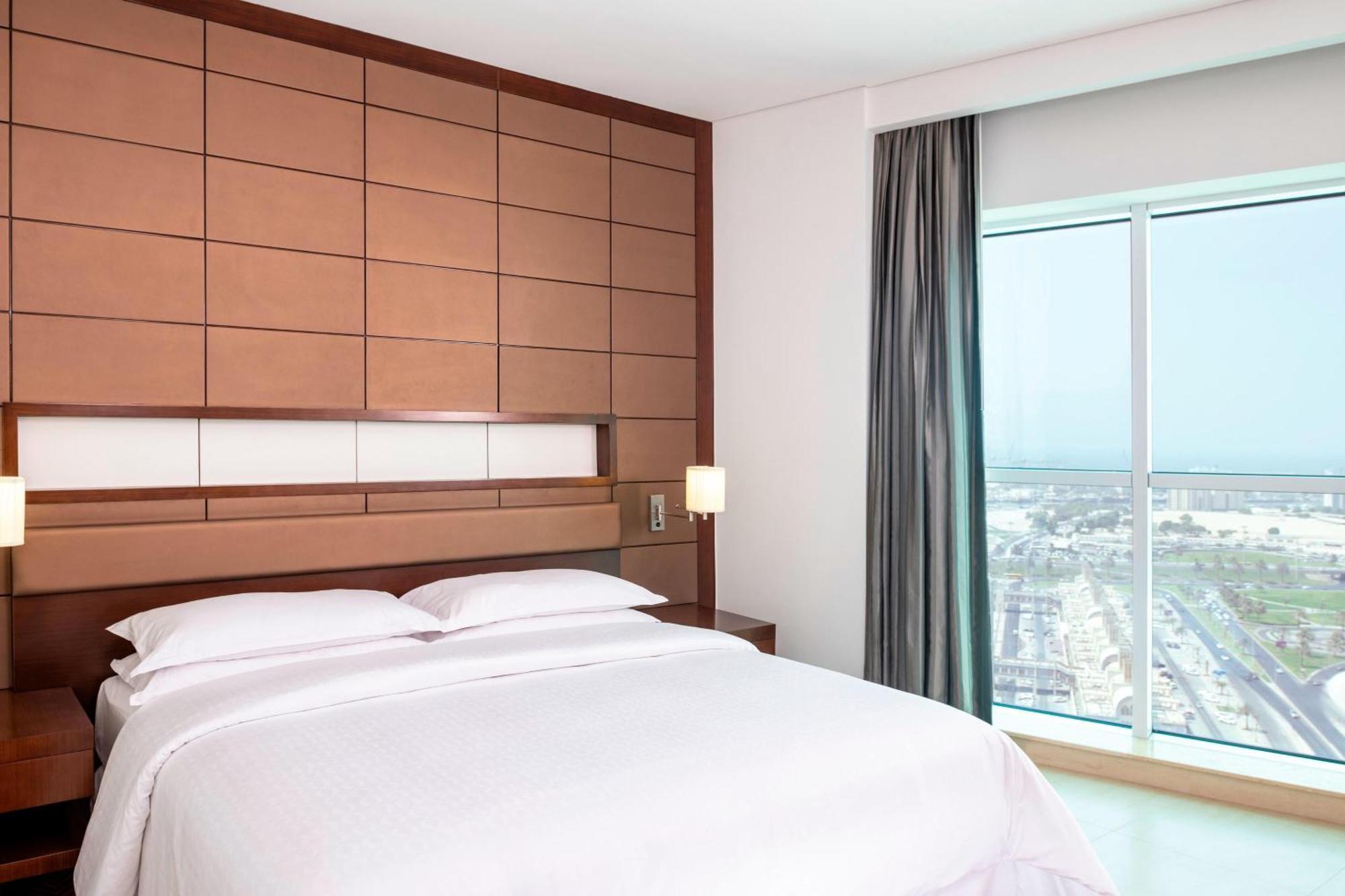Four Points By Sheraton Charjah Extérieur photo