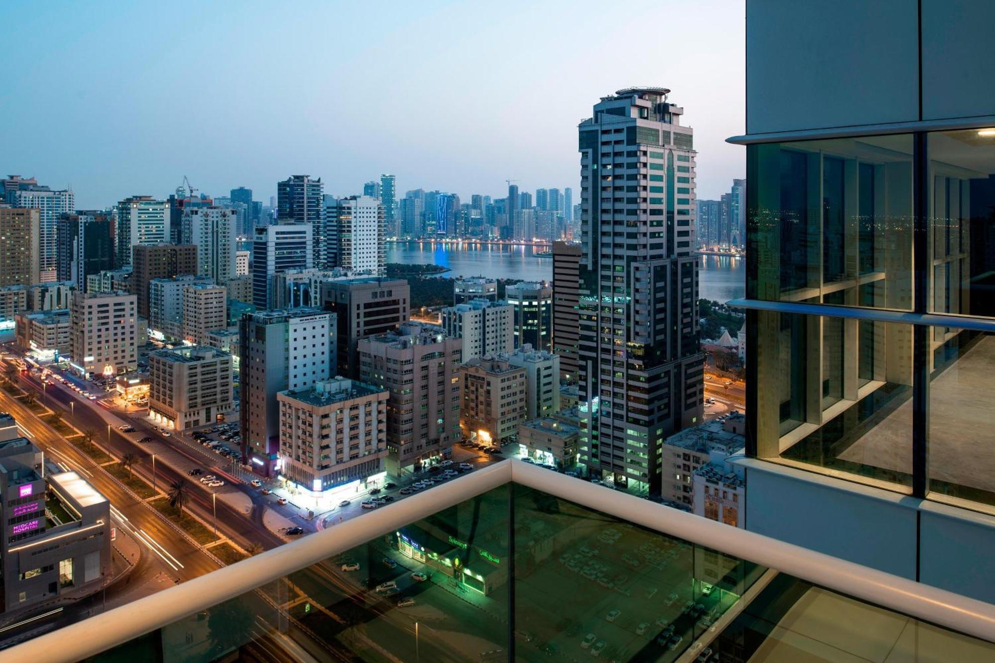 Four Points By Sheraton Charjah Extérieur photo