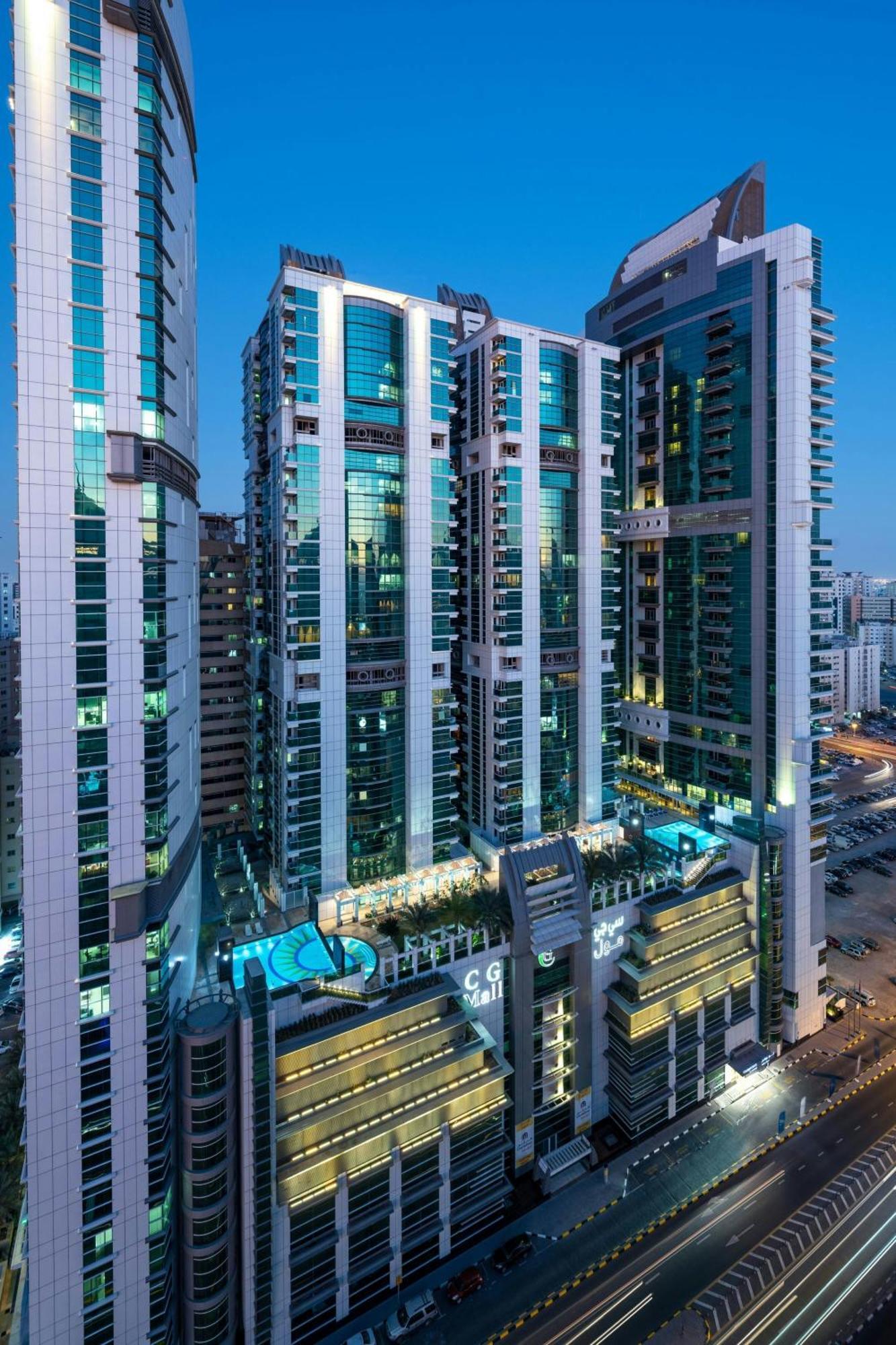 Four Points By Sheraton Charjah Extérieur photo