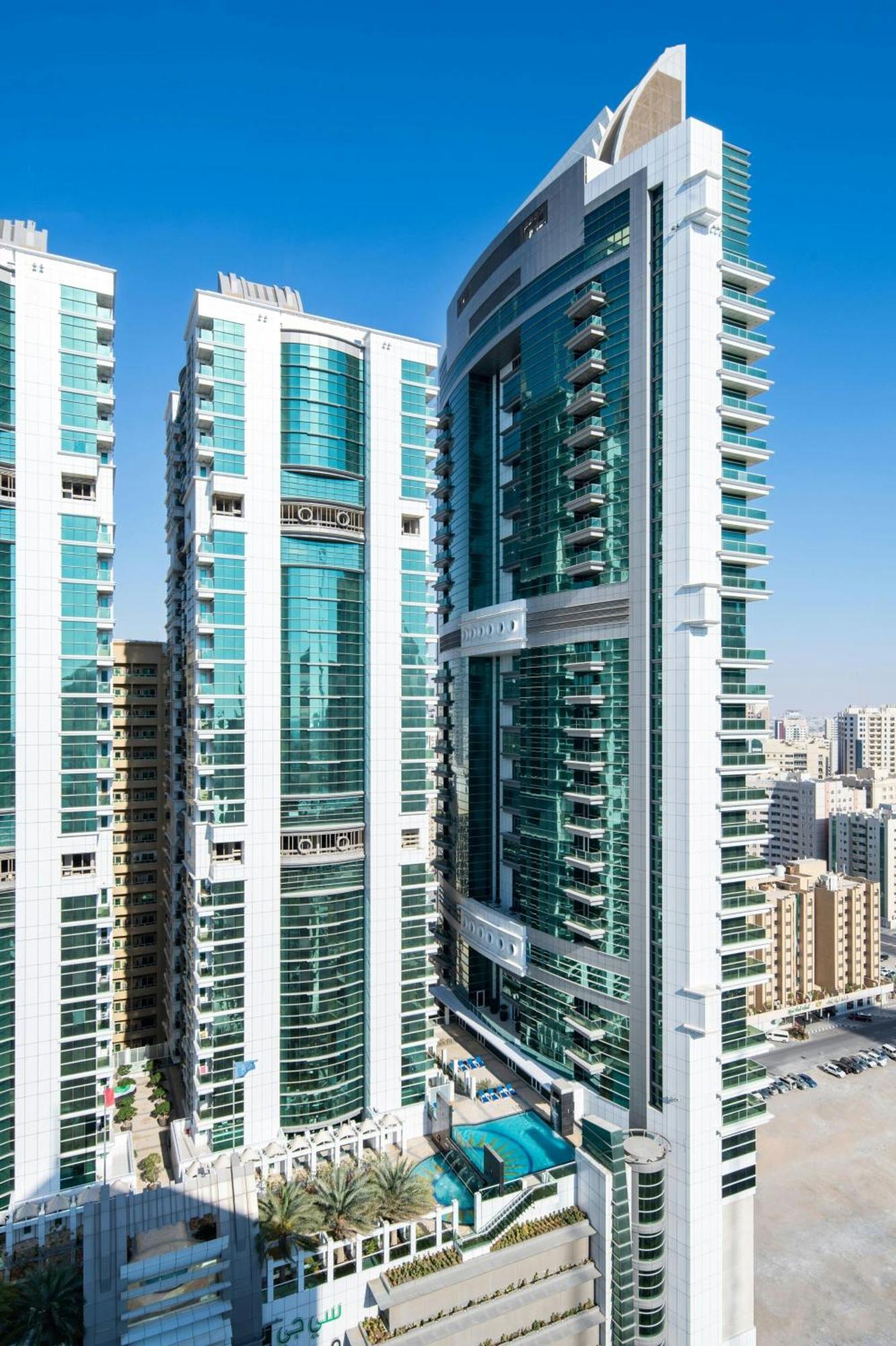 Four Points By Sheraton Charjah Extérieur photo